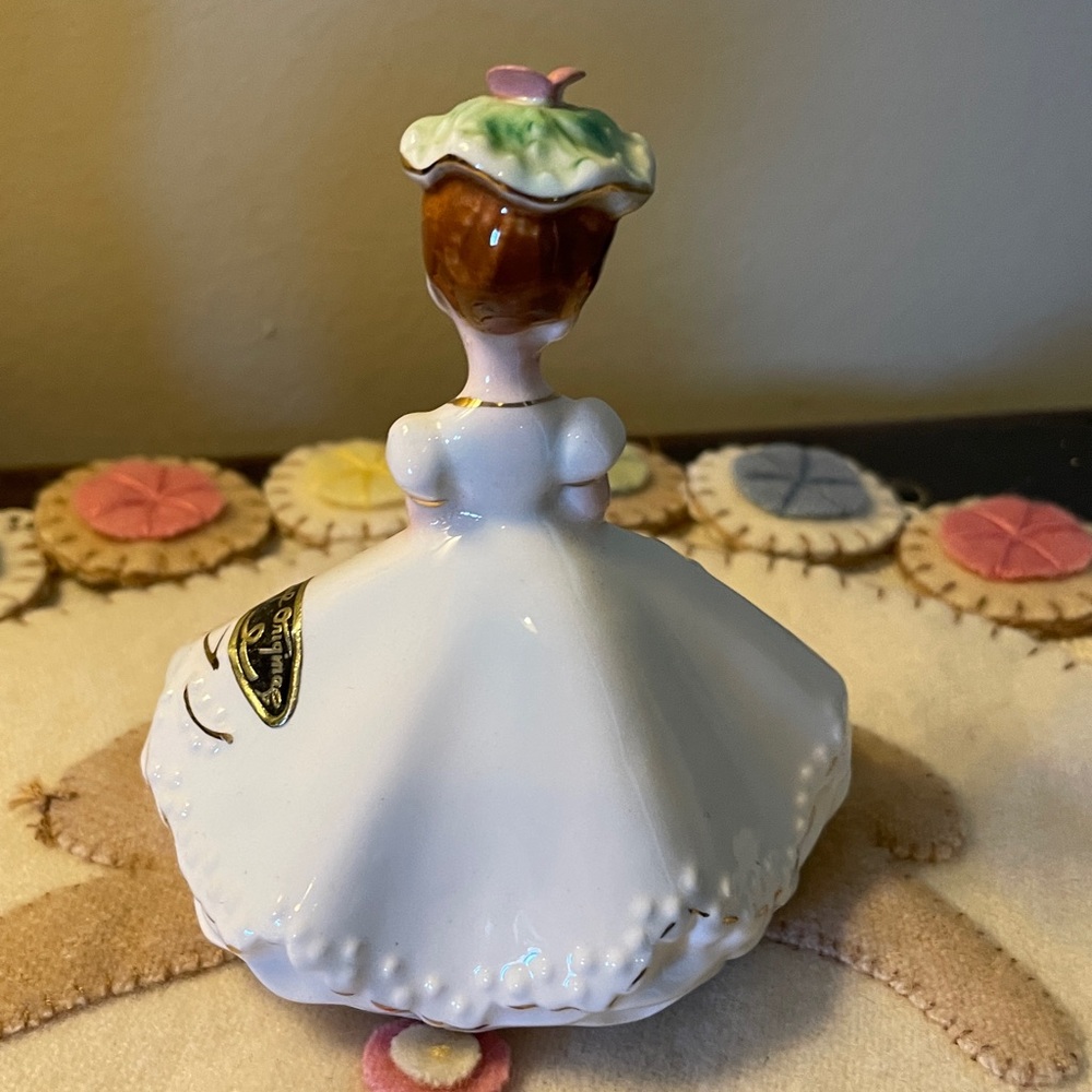 Vintage Josef Originals JUNE Doll of the Month Figurine Bride - Picture 6 of 10